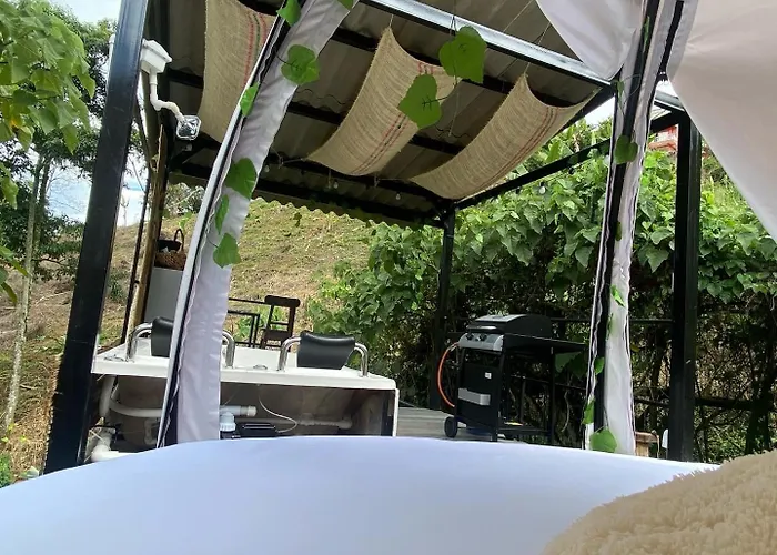 Saray Glamping